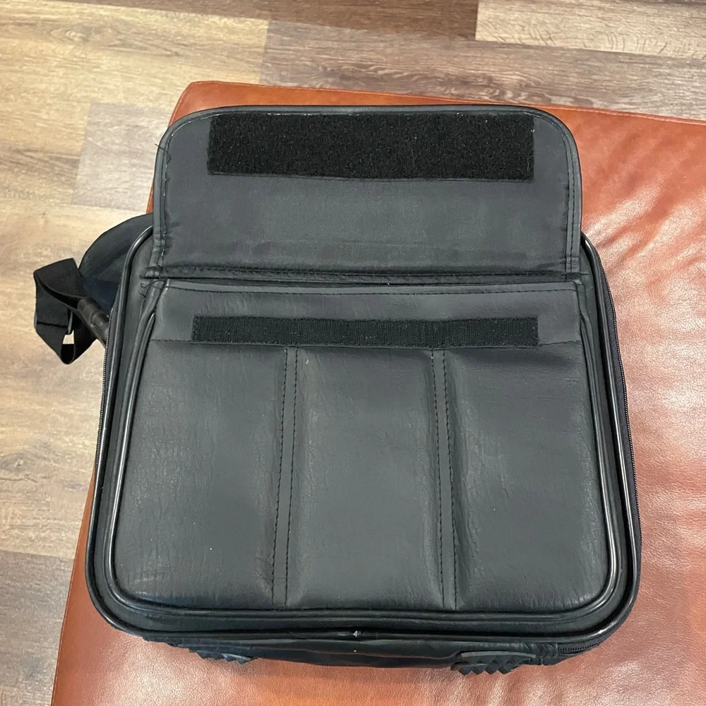 Briefcase Shoulder Bag! Messenger laptop bag for travel/ business/school.